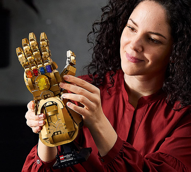 LEGO Infinity Gauntlet