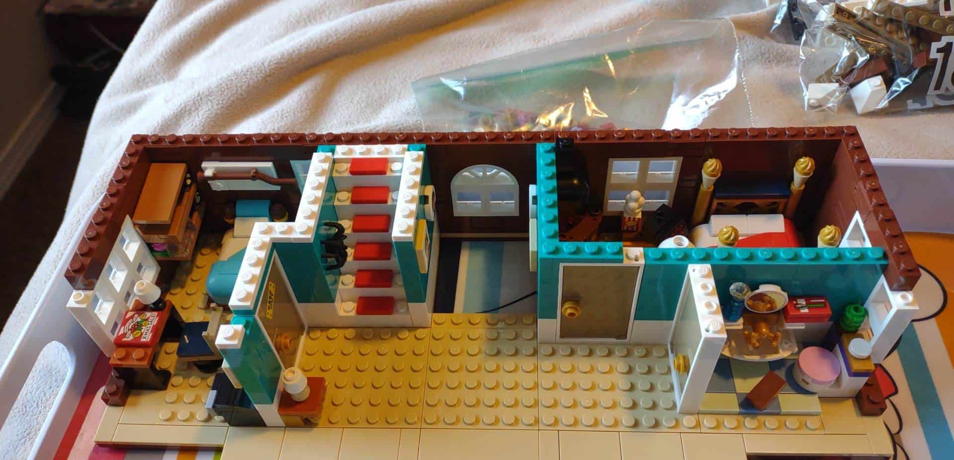 LEGO home alone floor 